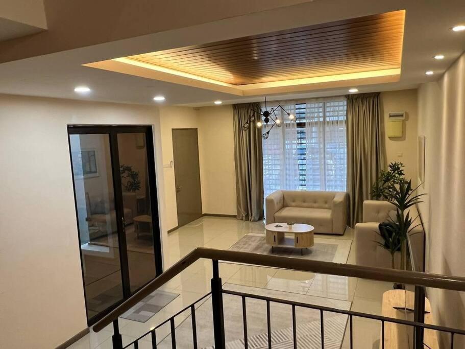 Rumah Saujana Klia Sepang Luaran gambar
